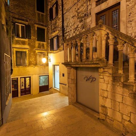 Vicencin Place Downtown Studio Apartments Sibenik Luaran gambar