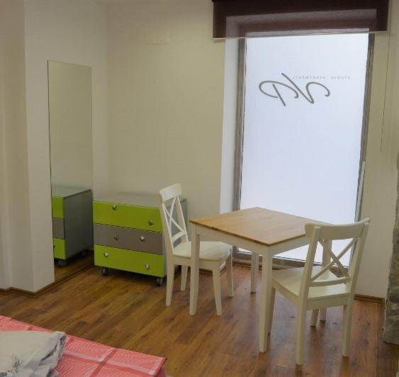 Vicencin Place Downtown Studio Apartments Sibenik Luaran gambar